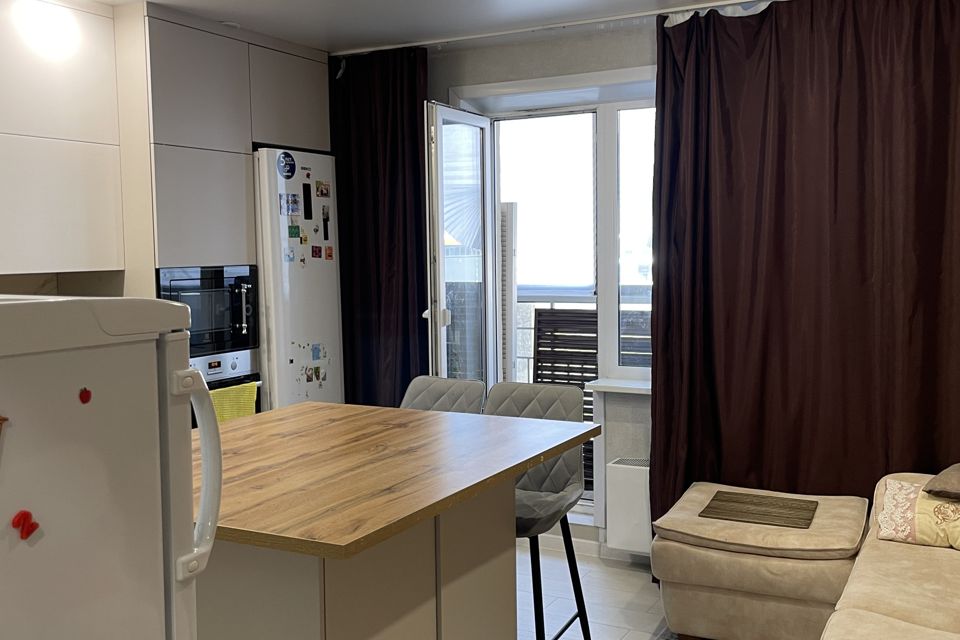 Продаётся 2-комнатная квартира, 56.6 м²