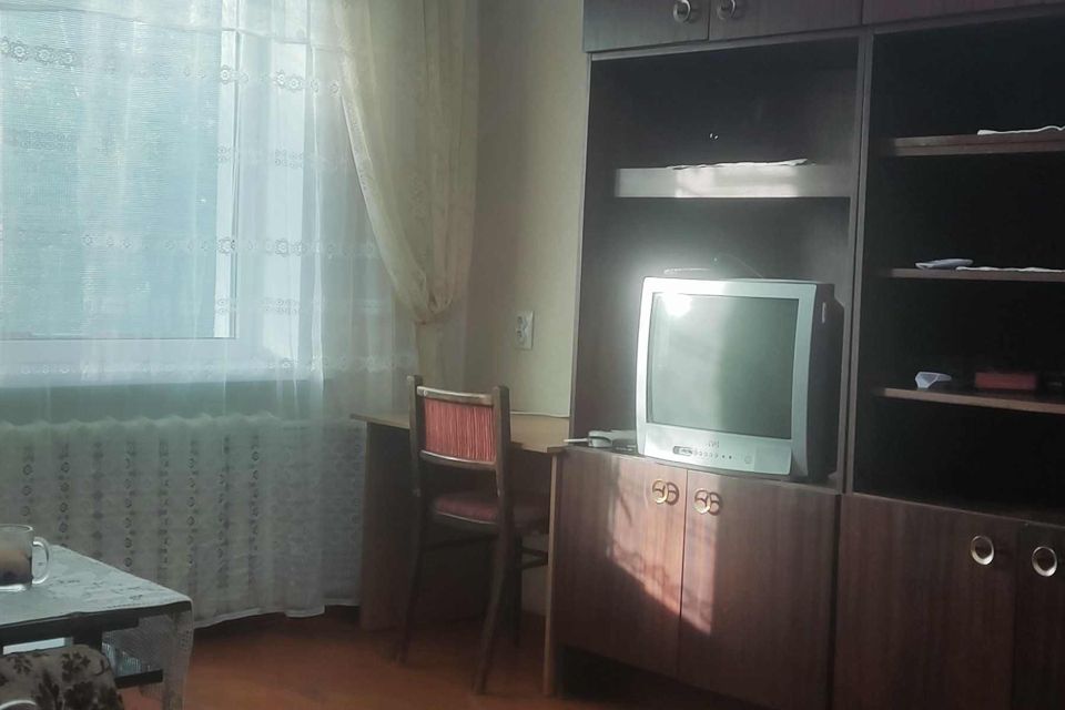 Продаётся 3-комнатная квартира, 55.9 м²