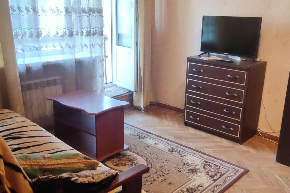 Сдаётся 1-комнатная квартира, 30.3 м²