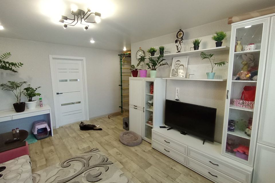Продаётся 4-комнатная квартира, 68.9 м²