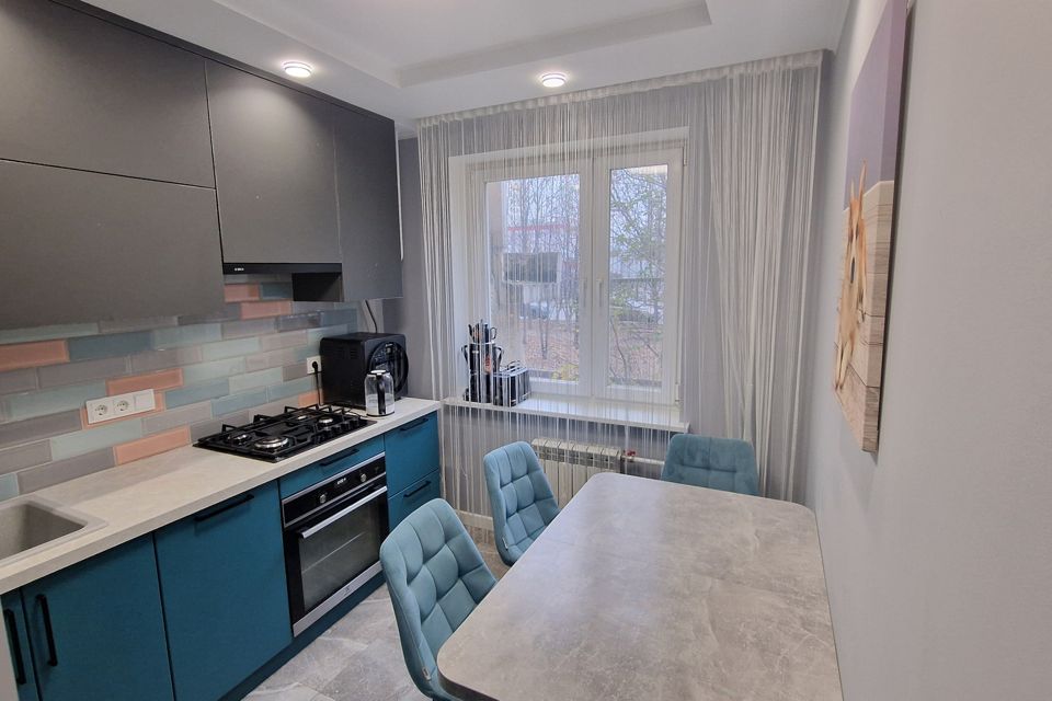 Продаётся 3-комнатная квартира, 63.7 м²