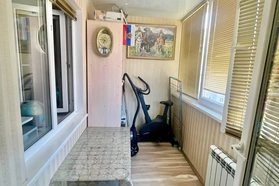 Продаётся 3-комнатная квартира, 74.2 м²