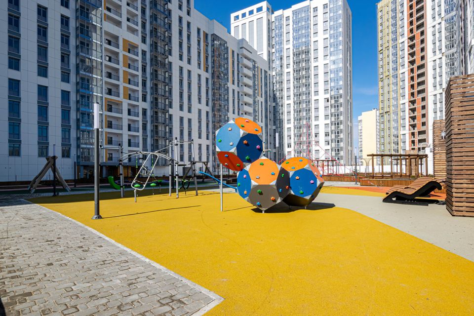 Продаётся 3-комнатная квартира, 73.3 м²