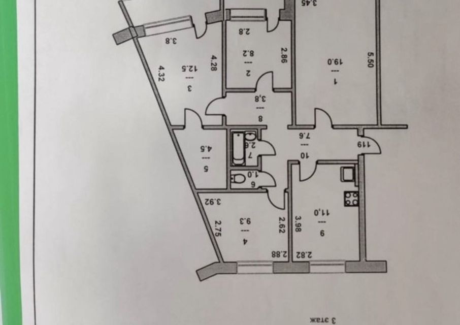 Продаётся 4-комнатная квартира, 79.5 м²
