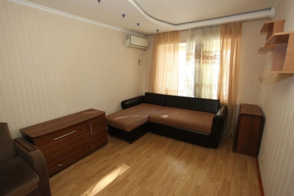 Сдаётся 1-комнатная квартира, 32 м²