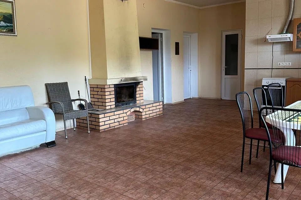 Продаётся 1-этажный дом, 145 м²