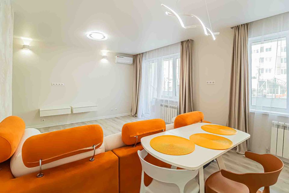 Продаётся 3-комнатная квартира, 65.5 м²