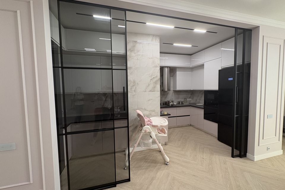 Продаётся 3-комнатная квартира, 113 м²