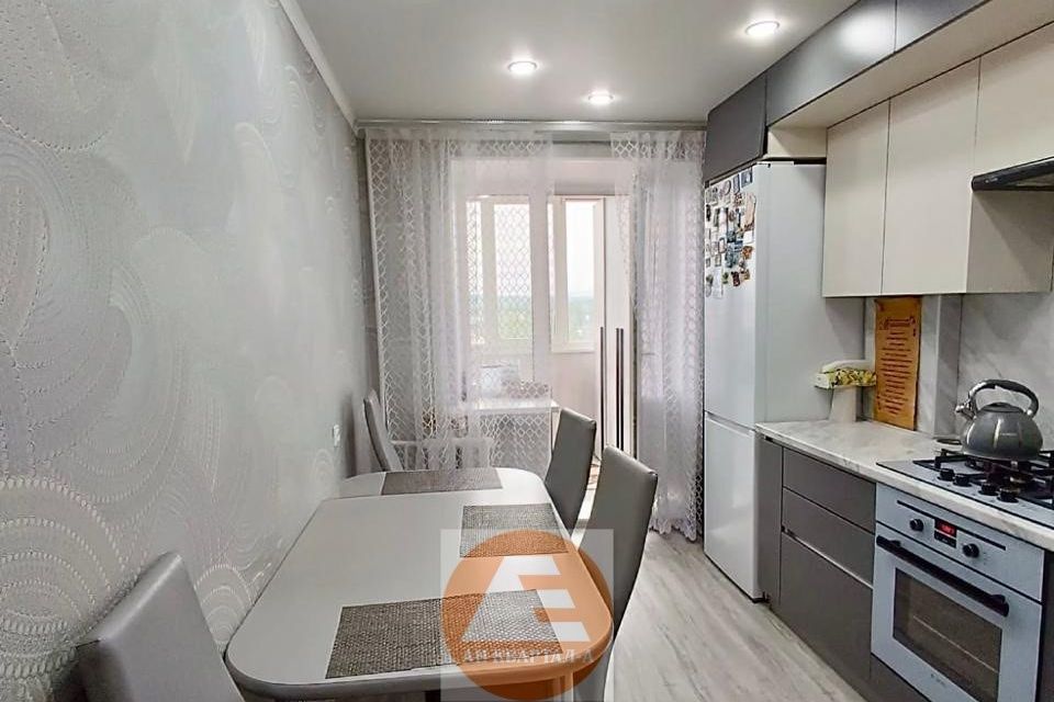 Продаётся 2-комнатная квартира, 53.9 м²