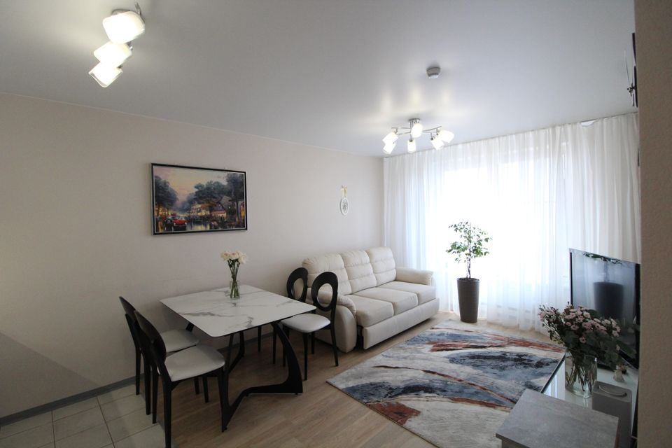 Продаётся 3-комнатная квартира, 90.5 м²