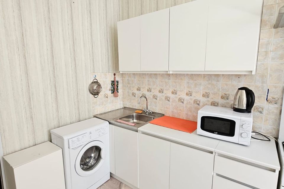 Продаётся 1-комнатная квартира, 38 м²