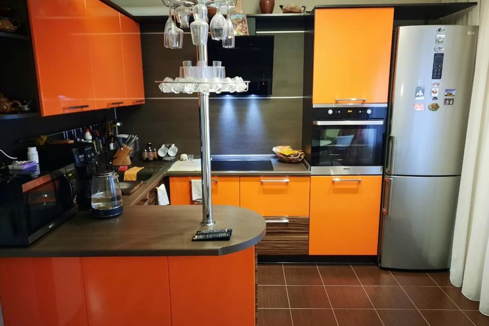 Продаётся 3-комнатная квартира, 95 м²