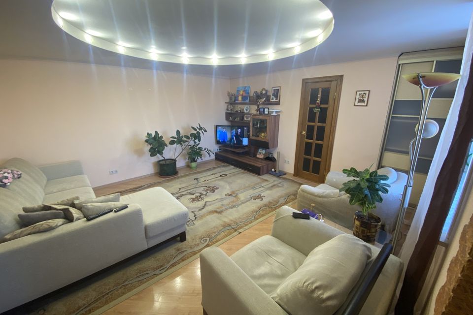 Продаётся 3-комнатная квартира, 93.9 м²