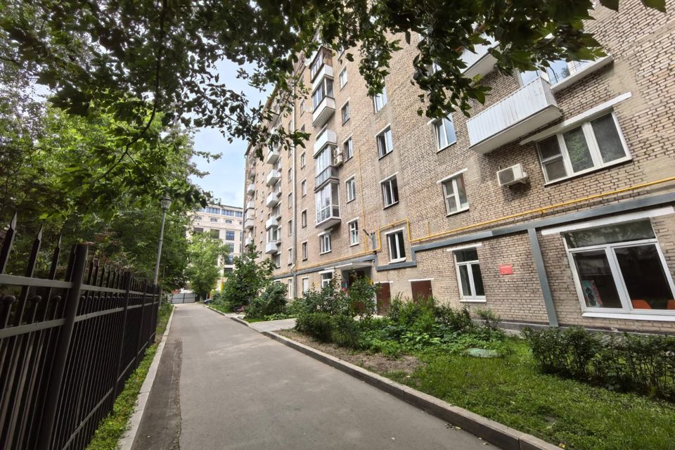 Продаётся 2-комнатная квартира, 57.6 м²