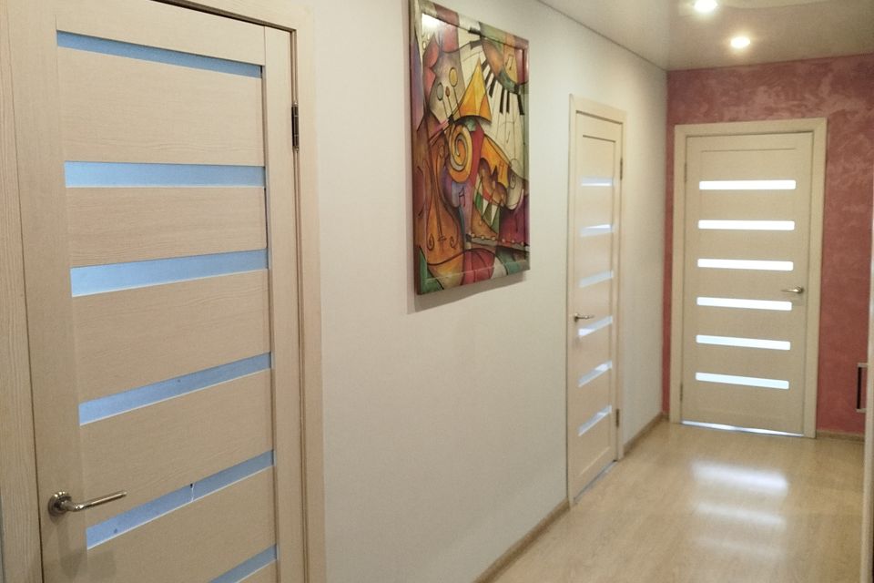 Продаётся 3-комнатная квартира, 63 м²