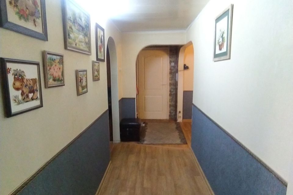 Продаётся 4-комнатная квартира, 82.5 м²