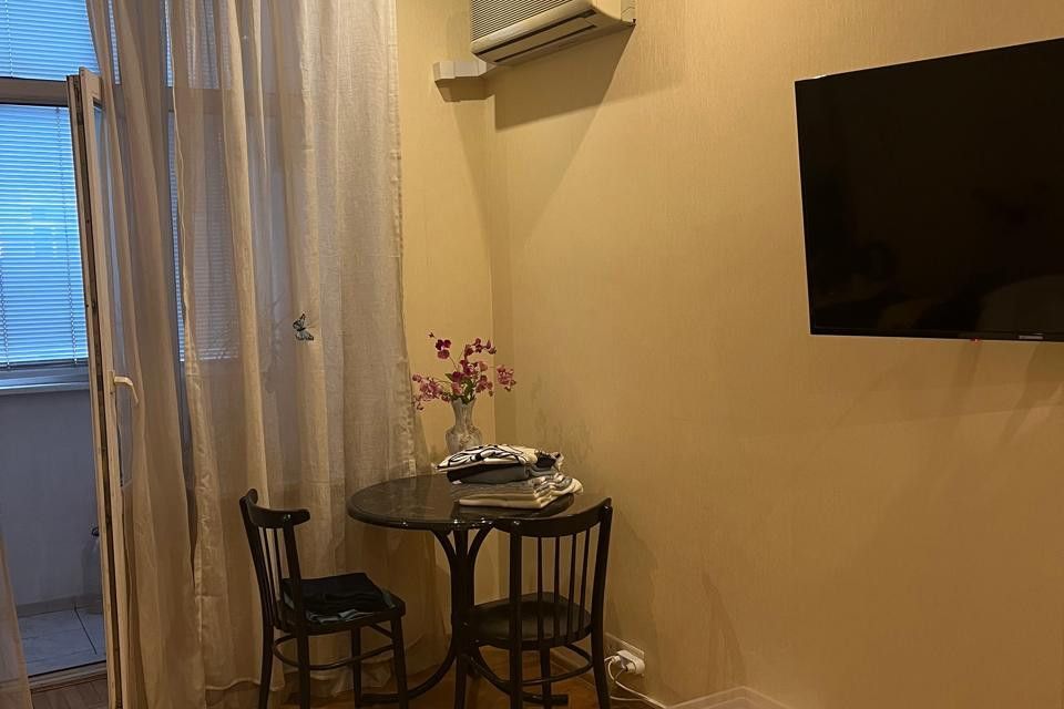 Продаётся 3-комнатная квартира, 90 м²