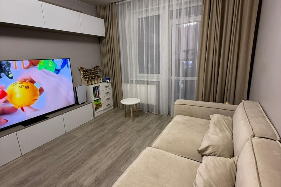 Продаётся 2-комнатная квартира, 60.2 м²