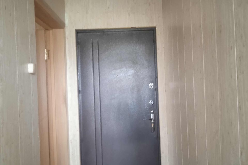 Продаётся 3-комнатная квартира, 50.4 м²
