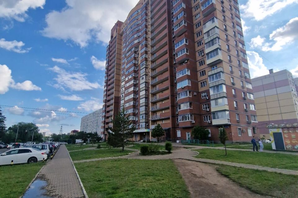 Продаётся 2-комнатная квартира, 56.6 м²
