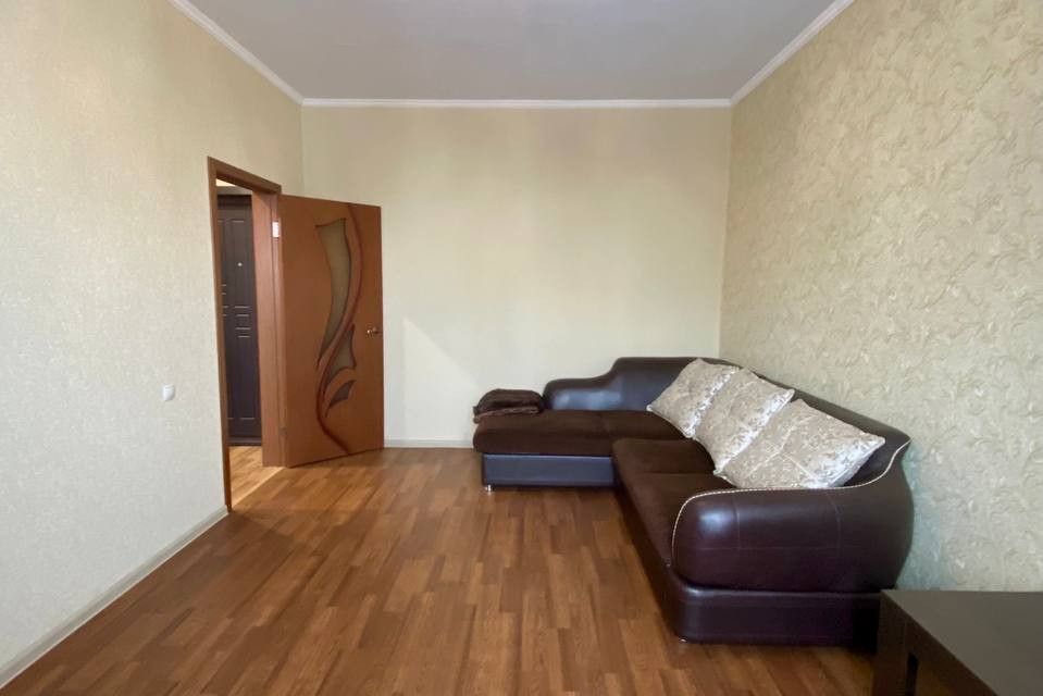 Продаётся 3-комнатная квартира, 67.9 м²