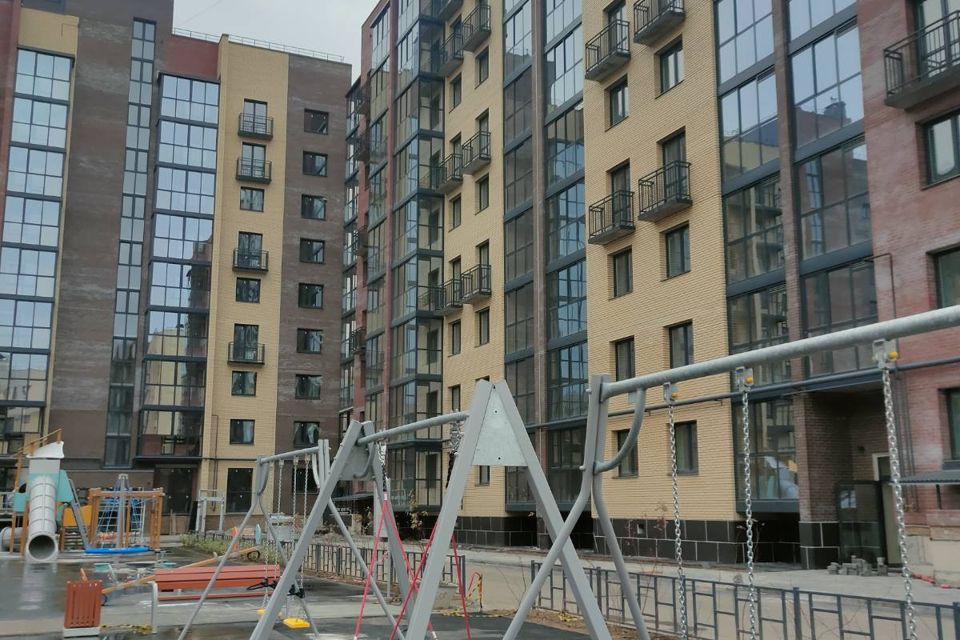 Продаётся 1-комнатная квартира, 52.4 м²