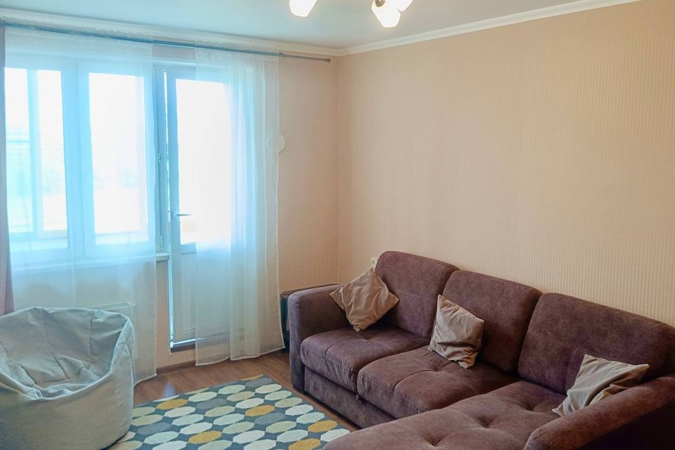 Продаётся 1-комнатная квартира, 38 м²