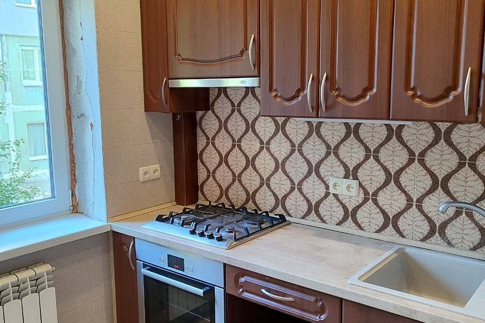 Продаётся 3-комнатная квартира, 60 м²