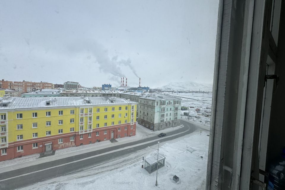 Продаётся 4-комнатная квартира, 97.9 м²