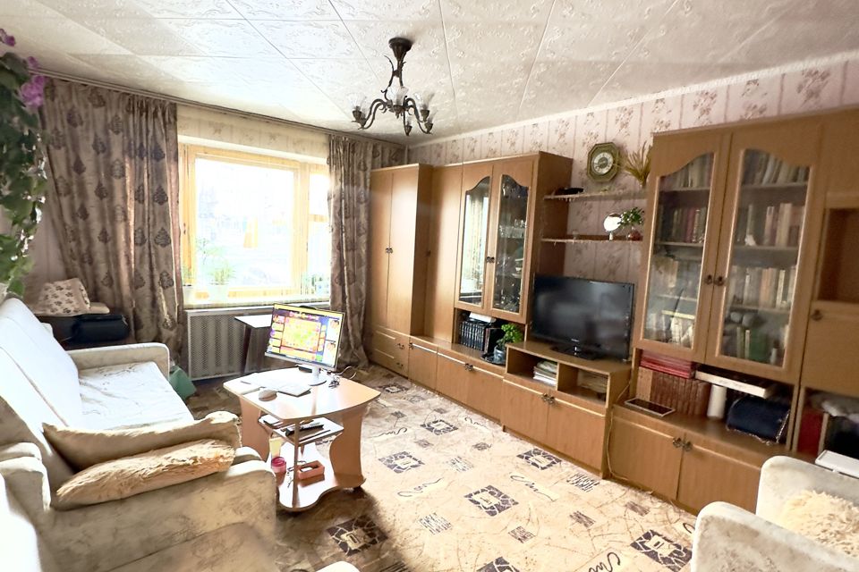 Продаётся 2-комнатная квартира, 49.4 м²