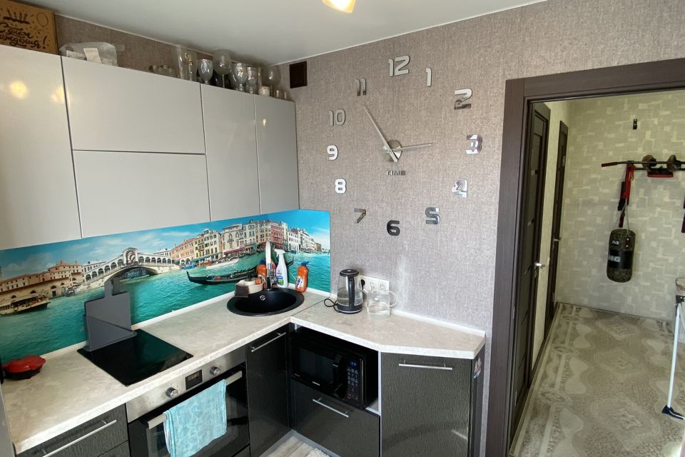 Продаётся 2-комнатная квартира, 52.3 м²