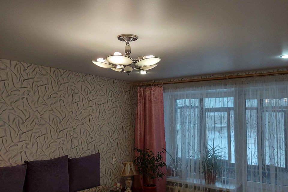 Продаётся 2-комнатная квартира, 49.8 м²