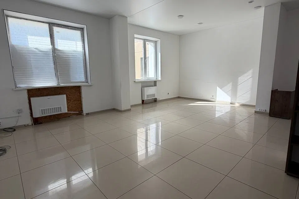 Продаётся помещение своб. назначения, 191 м²