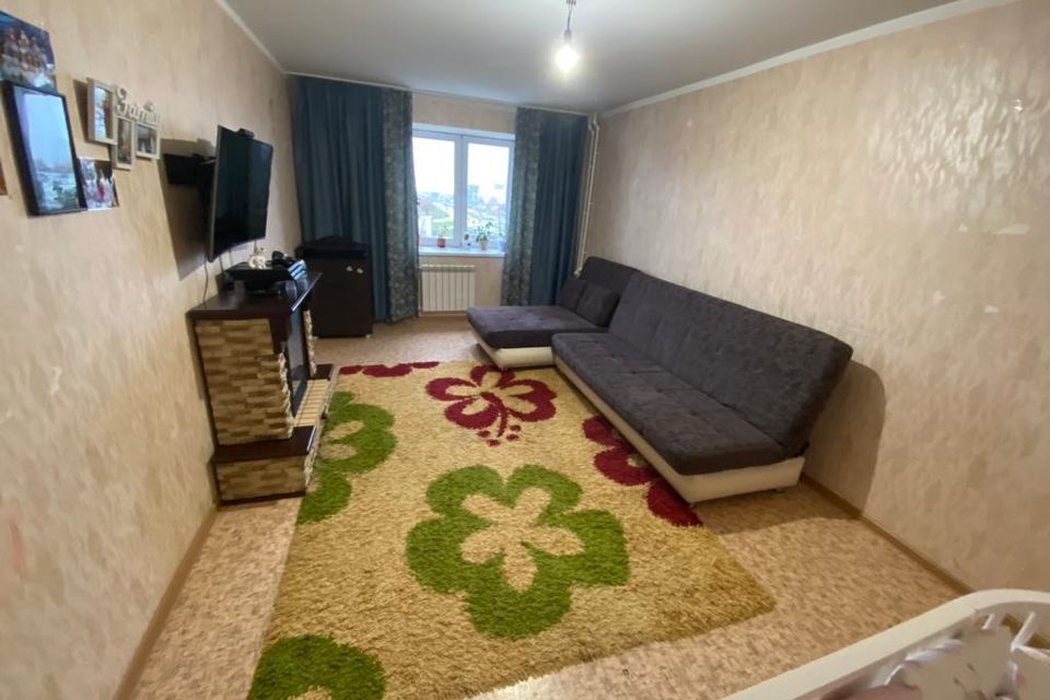 Продаётся 1-комнатная квартира, 49 м²
