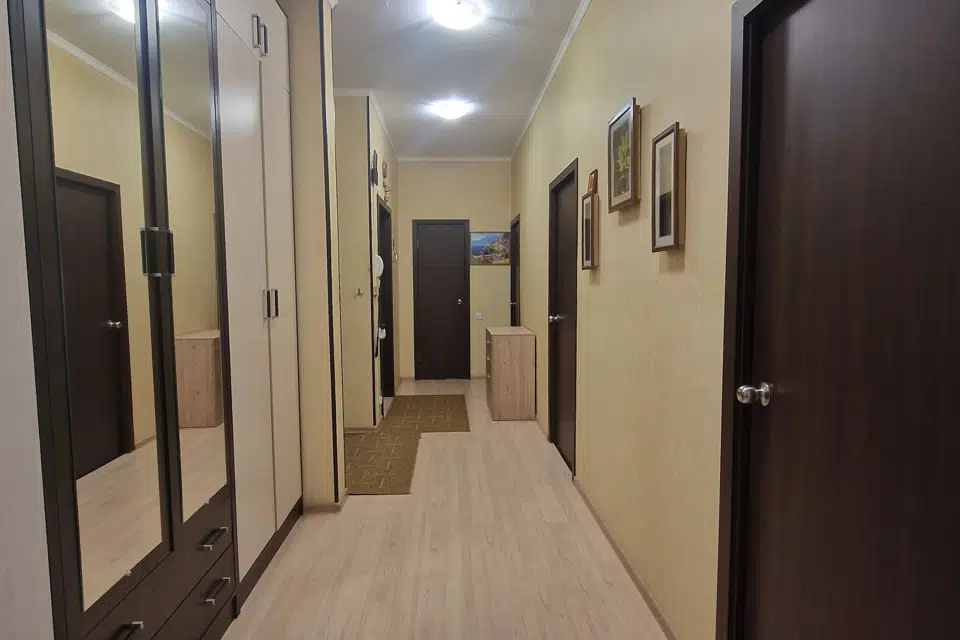 Продаётся 3-комнатная квартира, 70.2 м²