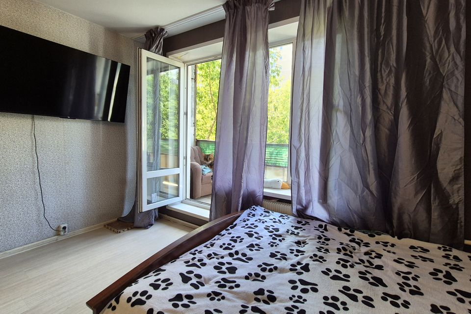 Продаётся 1-комнатная квартира, 37 м²