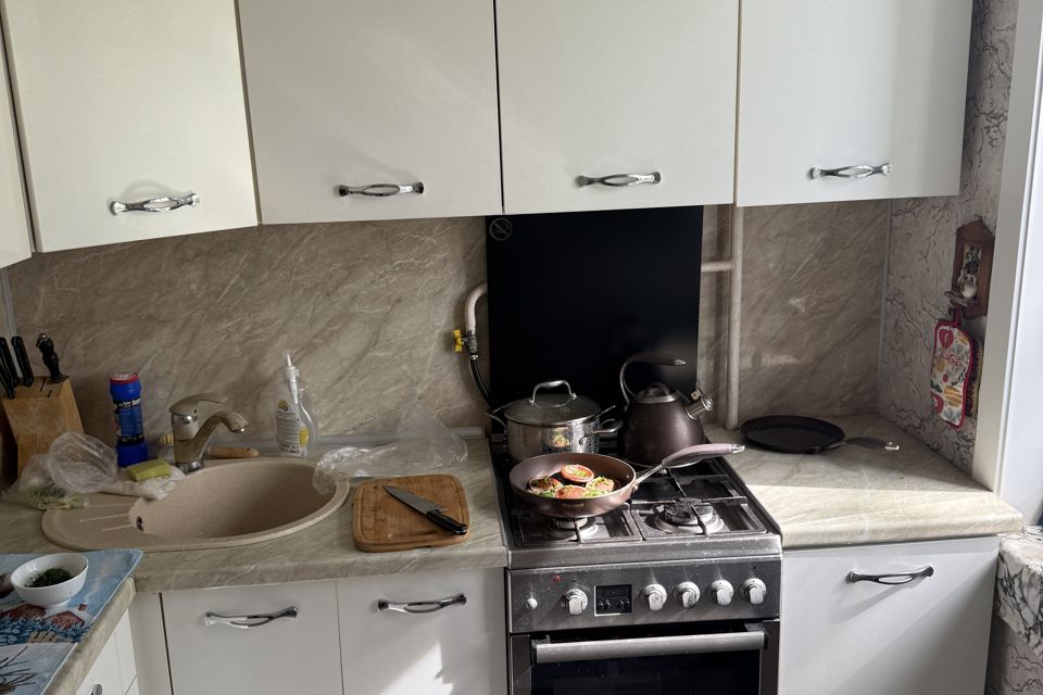 Продаётся комната в 2-комн. квартире, 8 м²