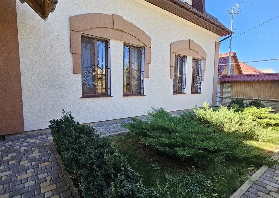 Продаётся 2-этажный дом, 300 м²