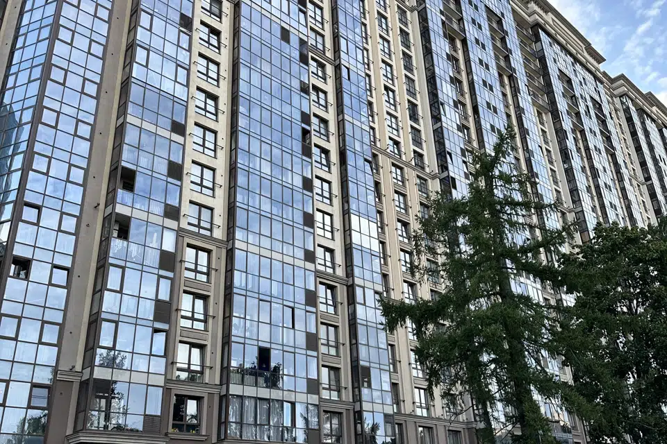 Продаётся 3-комнатная квартира, 103.4 м²