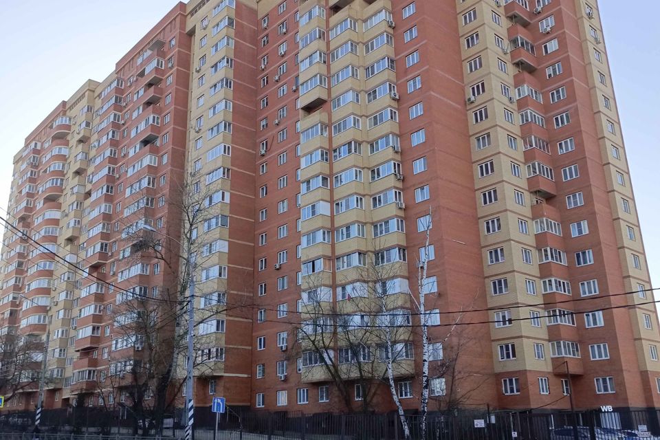 Продаётся 1-комнатная квартира, 42 м²