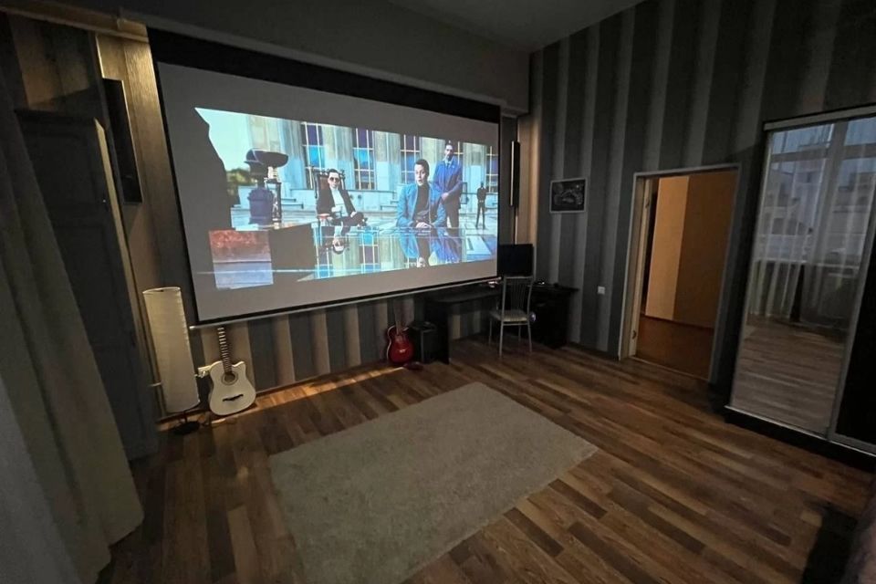 Продаётся 3-комнатная квартира, 92 м²