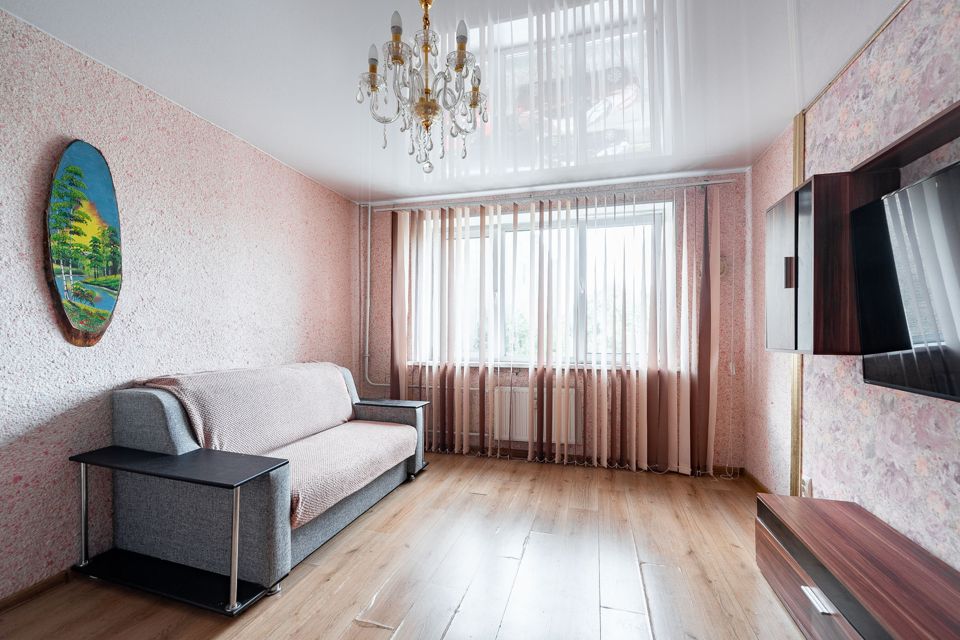 Продаётся 2-комнатная квартира, 63.6 м²