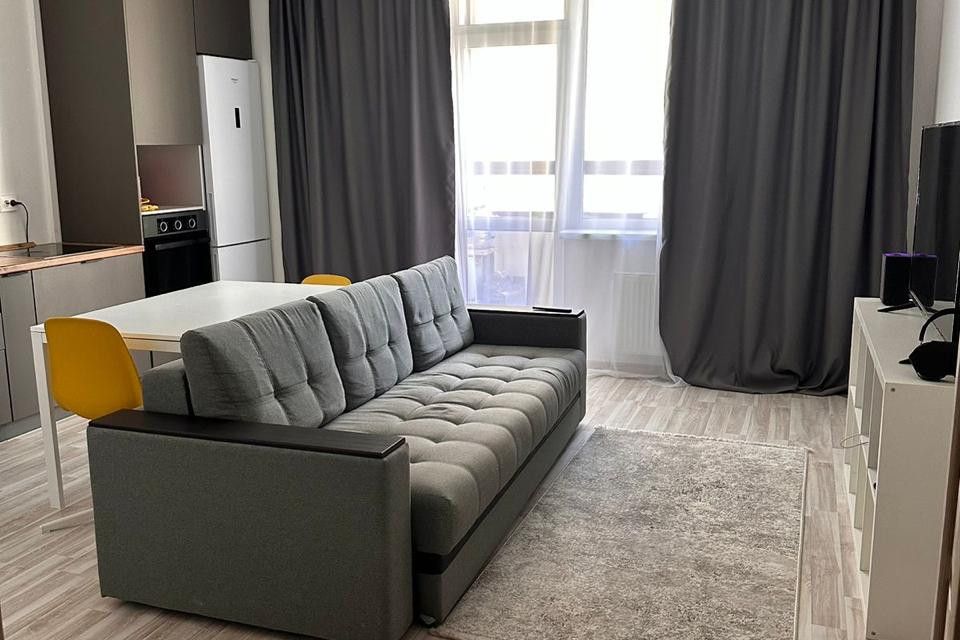 Продаётся 2-комнатная квартира, 75.6 м²