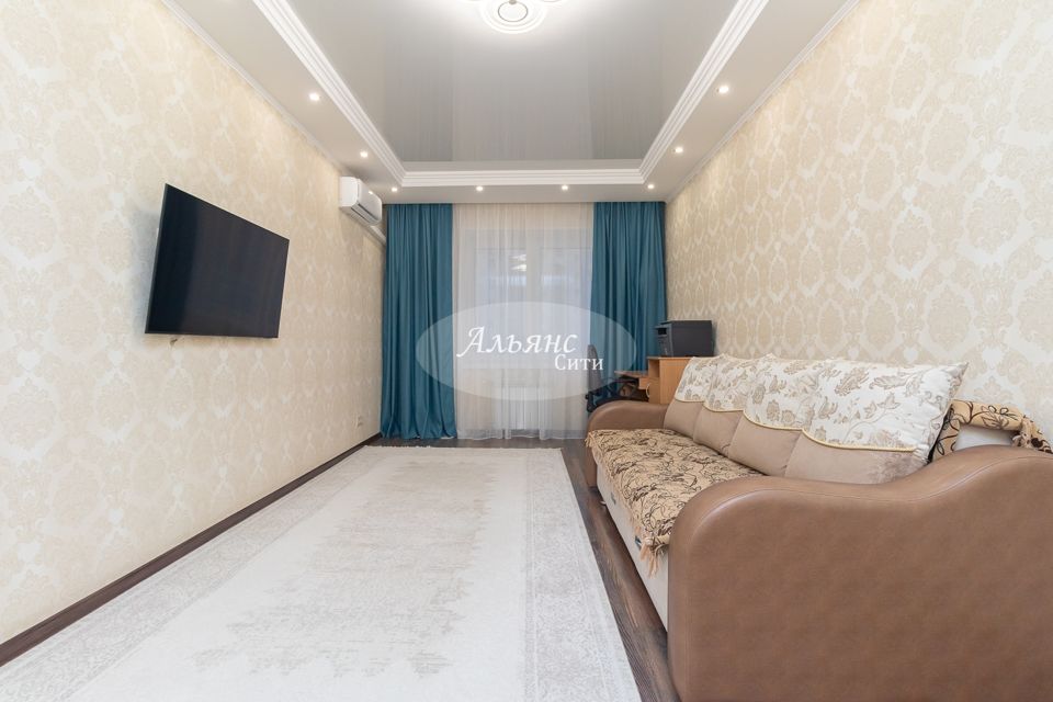Продаётся 2-комнатная квартира, 64.4 м²