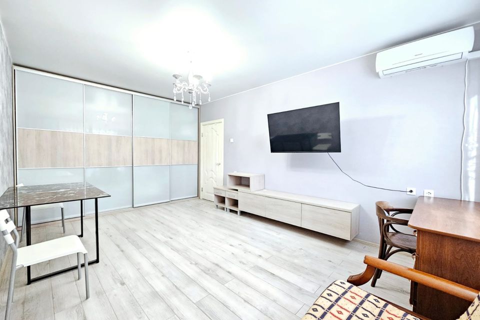 Продаётся 1-комнатная квартира, 39.1 м²