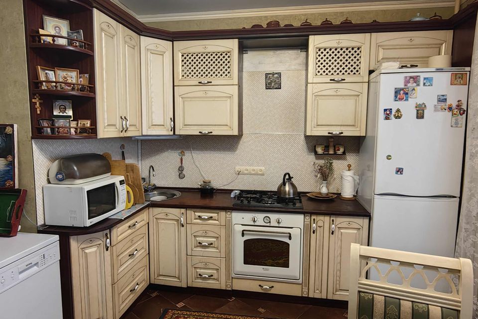 Продаётся 2-комнатная квартира, 61.1 м²