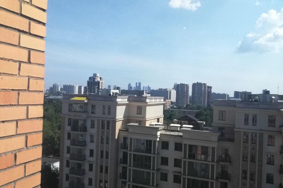 Сдаётся 2-комнатная квартира, 63.4 м²
