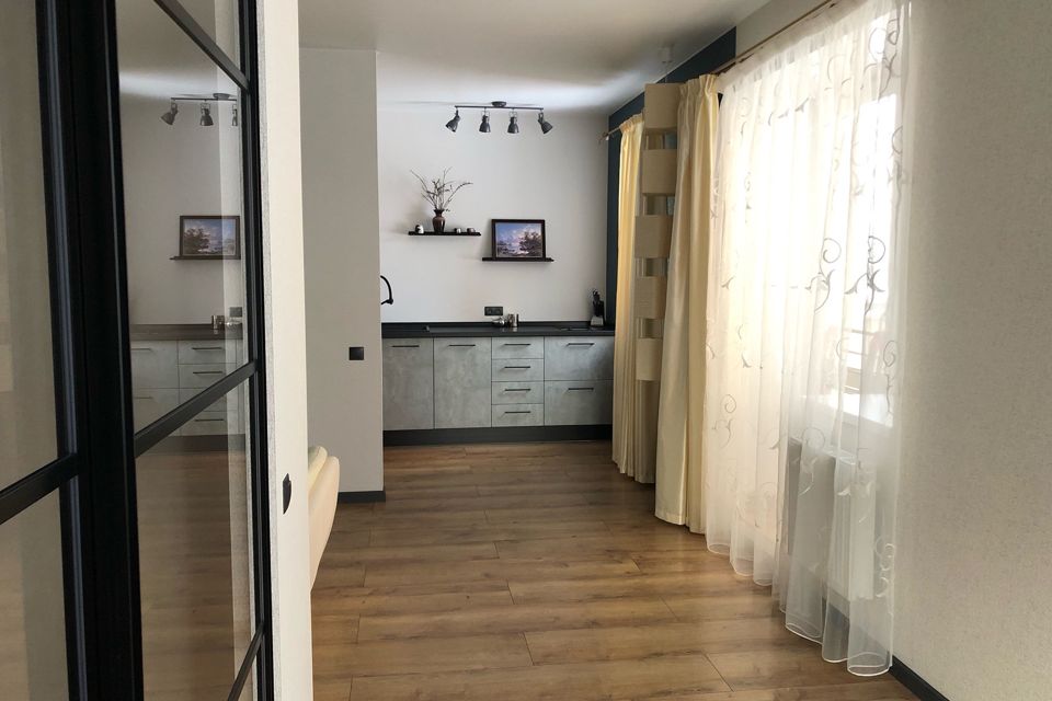 Продаётся 1-комнатная квартира, 43.3 м²