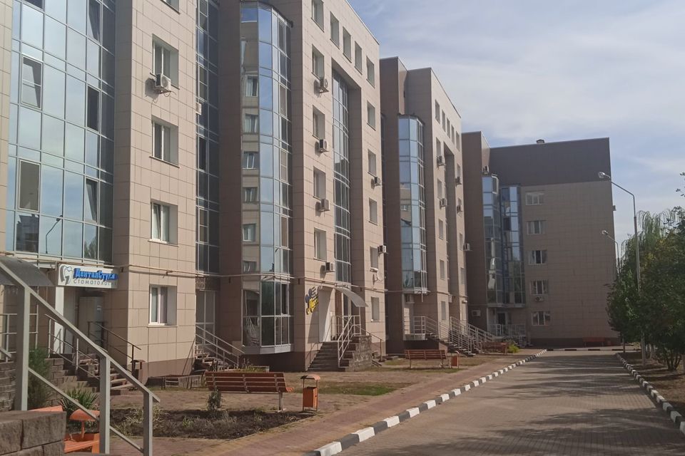 Продаётся 2-комнатная квартира, 60 м²