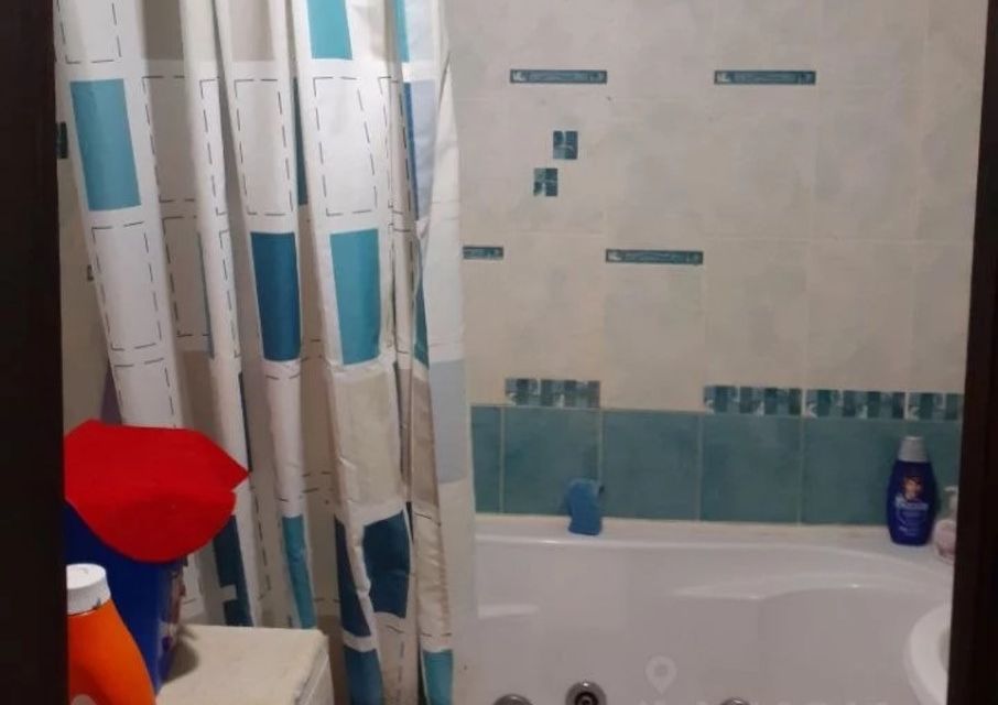 Продаётся 3-комнатная квартира, 67.7 м²